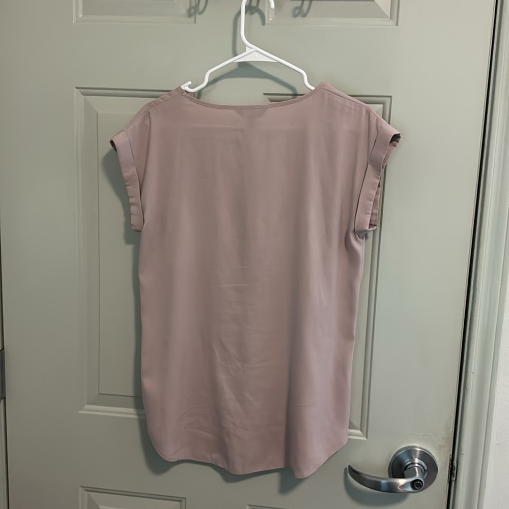 Express Silk Top - Picture 2 of 4